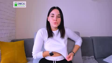 Snapshot of kate_ree_ chatting on 09-19-25, 04:58 KATE online show from 09-19-25, 04:58