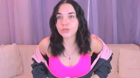 Snapshot of kate_ree_ chatting on 11-21-25, 06:23 KATE online show from 11-21-25, 06:23