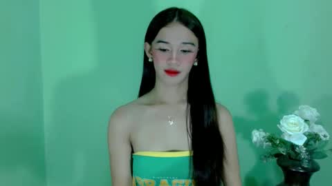 Snapshot of kate_romance chatting on 01-08-25, 04:02 Kate online show from 01-08-25, 04:02