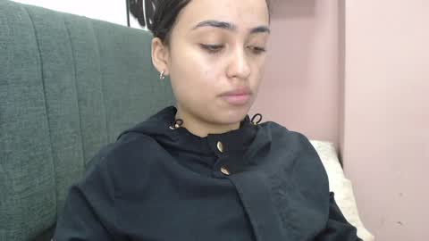 Kari online show from 01-18-25, 01:40