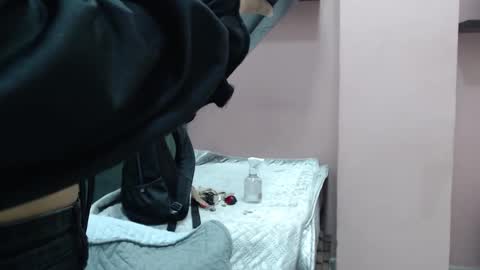 Kari online show from 09-23-25, 01:25