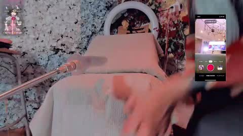 kate the pink girl online show from 02-13-25, 02:56