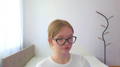 katebunnys online show from 06-05-26, 04:52