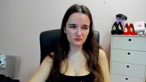 Snapshot of katedesire chatting on 01-18-26, 08:40 Kate online show from 01-18-26, 08:40