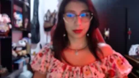 Snapshot of kateeen18 chatting on 12-18-25, 03:12 Kateeen18 online show from 12-18-25, 03:12