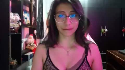 Snapshot of kateeen18 chatting on 01-17-26, 06:07 Kateeen18 online show from 01-17-26, 06:07