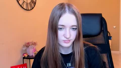 katekayer online show from 10-27-25, 10:52