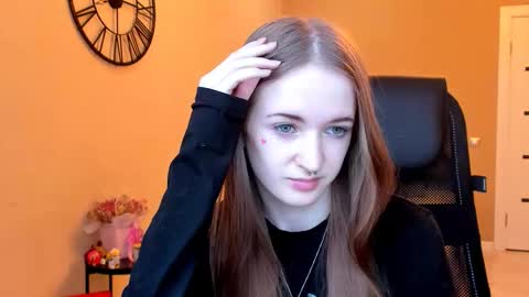 katekayer online show from 11-22-25, 11:20