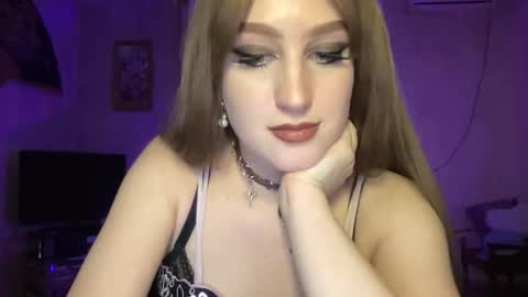 KateMeeeoow online show from 12-19-25, 01:23