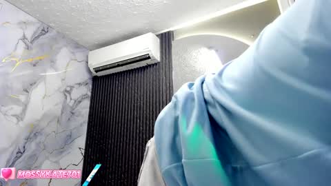 Im Katherine but call me Kate  online show from 01-14-25, 12:14