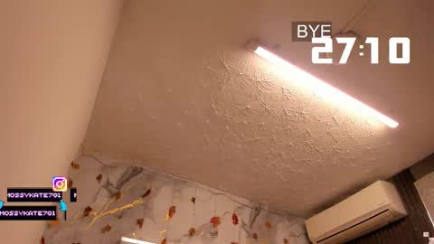 Im Katherine but call me Kate  online show from 12-03-25, 12:14