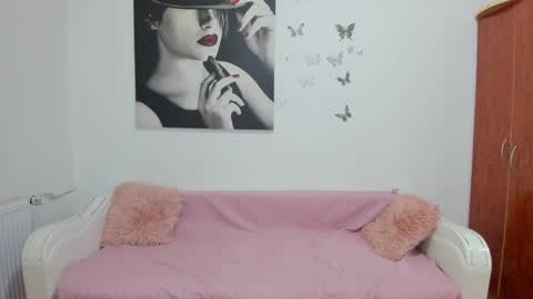 Anna online show from 01-17-25, 05:11