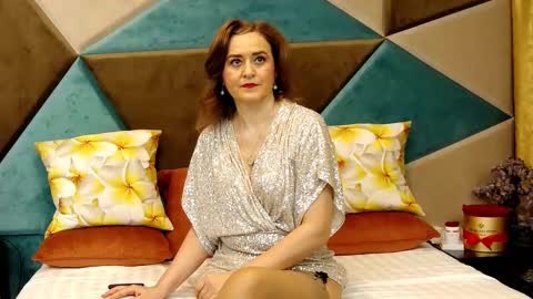 KateQueenston --  online show from 02-23-25, 02:51