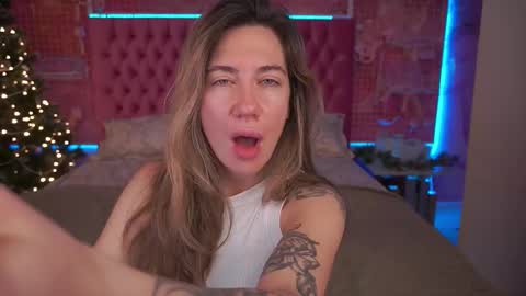 Snapshot of kateshanny chatting on 01-15-26, 07:02 Kate online show from 01-15-26, 07:02