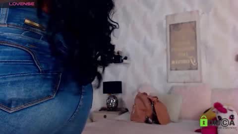 Snapshot of katha_18 chatting on 11-29-25, 12:24 katy online show from 11-29-25, 12:24