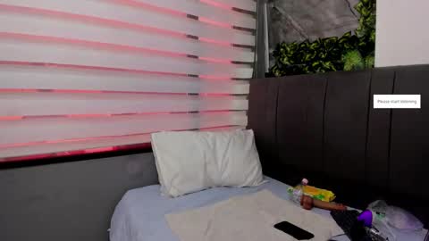 Cute online show from 09-17-25, 12:40