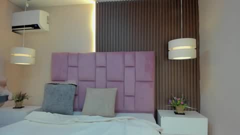 Snapshot of kathe_asian chatting on 12-03-25, 11:30 online show from 12-03-25, 11:30