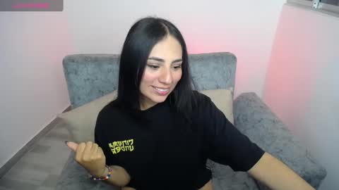 Snapshot of kathe_ryder_v chatting on 02-07-25, 01:36 katherin online show from 02-07-25, 01:36