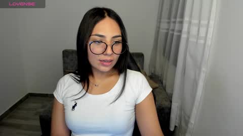 Snapshot of kathe_ryder_v chatting on 09-14-25, 11:26 katherin online show from 09-14-25, 11:26