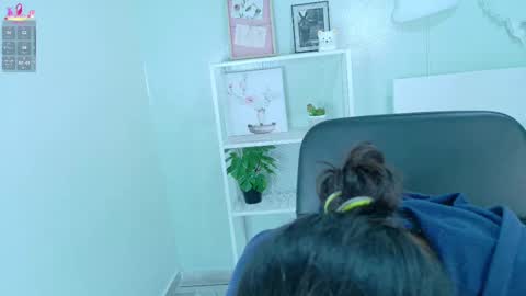 Snapshot of kathe_sweetness chatting on 09-19-25, 11:44 K A T H E online show from 09-19-25, 11:44