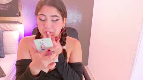 Snapshot of kathe_sweetness chatting on 09-23-25, 11:02 K A T H E online show from 09-23-25, 11:02