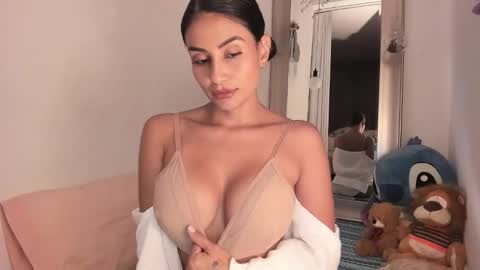 Snapshot of kathe_vergara chatting on 12-10-24, 10:16 kathe online show from 12-10-24, 10:16