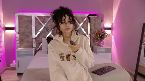 KatheGomez  online show from 05-19-26, 02:40