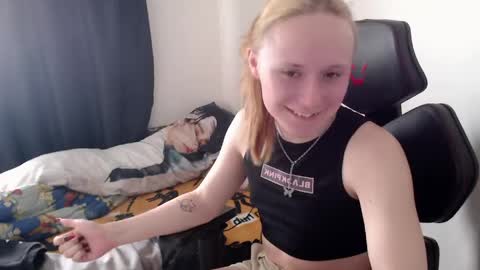 Snapshot of katherine_johnson chatting on 05-31-26, 09:38 katherine_johnson online show from 05-31-26, 09:38