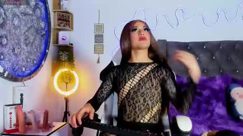 katherine_rose_ online show from 10-11-25, 10:30