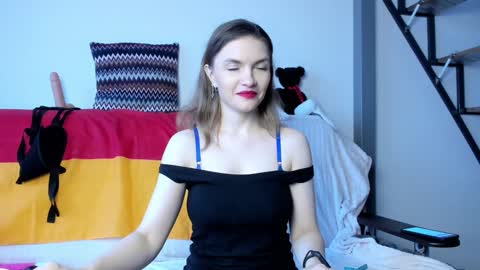 Snapshot of katherinemidnight chatting on 12-08-24, 10:19 Katherine online show from 12-08-24, 10:19