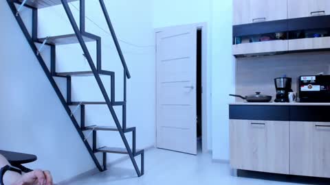 Snapshot of katherinemidnight chatting on 12-19-24, 09:18 Katherine online show from 12-19-24, 09:18