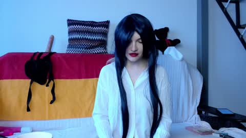 Snapshot of katherinemidnight chatting on 12-24-24, 10:11 Katherine online show from 12-24-24, 10:11