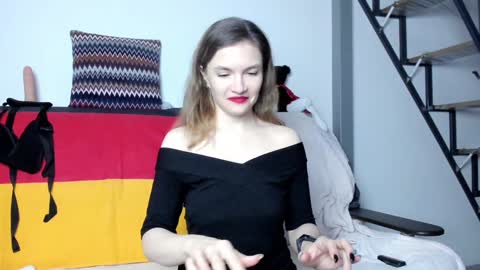 Snapshot of katherinemidnight chatting on 01-23-25, 03:43 Katherine online show from 01-23-25, 03:43