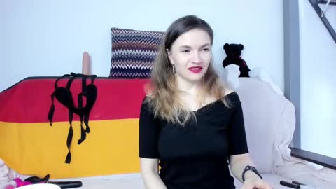 Snapshot of katherinemidnight chatting on 02-27-25, 03:48 Katherine online show from 02-27-25, 03:48