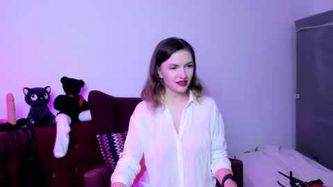 Snapshot of katherinemidnight chatting on 09-26-25, 04:11 Katherine online show from 09-26-25, 04:11