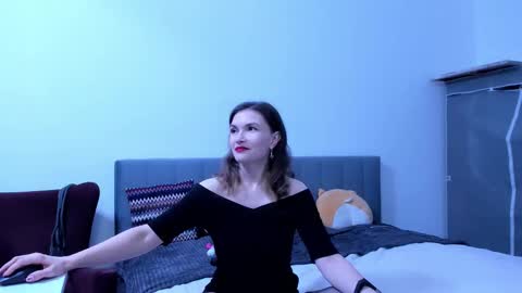 Snapshot of katherinemidnight chatting on 11-27-25, 03:36 Katherine online show from 11-27-25, 03:36