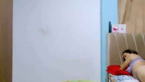 Snapshot of katherinne03 chatting on 07-17-26, 02:24 natalia online show from 07-17-26, 02:24