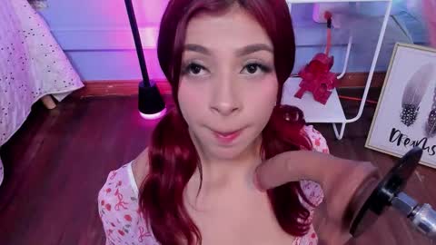 Snapshot of kathia_saenz chatting on 12-03-25, 04:42 Kathia online show from 12-03-25, 04:42