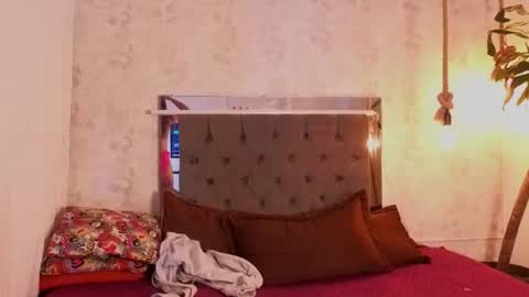 Snapshot of kathira_londres chatting on 07-15-26, 12:32 Sofia online show from 07-15-26, 12:32