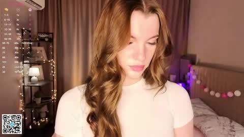 Snapshot of kathrineschnitman chatting on 05-01-26, 04:28 Lola online show from 05-01-26, 04:28