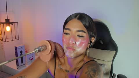 Snapshot of kathy_naughty1 chatting on 01-11-25, 06:01 Khaty online show from 01-11-25, 06:01