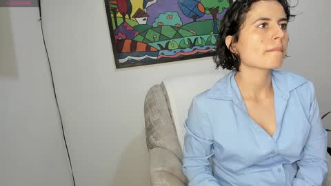 Snapshot of katia_12_ chatting on 01-25-25, 10:18 katia_12_ online show from 01-25-25, 10:18