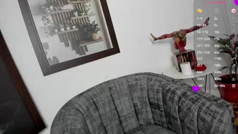 Snapshot of katia_12_ chatting on 03-12-25, 01:25 katia_12_ online show from 03-12-25, 01:25