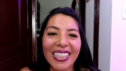 Katia collins online show from 09-08-25, 04:50