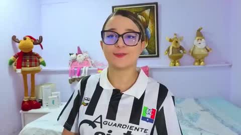 Khaterine online show from 11-30-25, 12:31