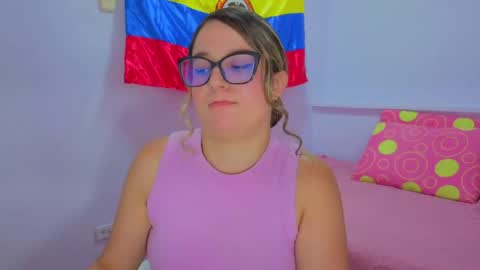 Snapshot of katia_foxx chatting on 06-06-26, 07:29 Khaterine online show from 06-06-26, 07:29