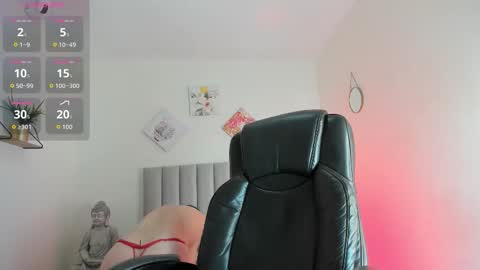 Katia  online show from 10-22-25, 11:32