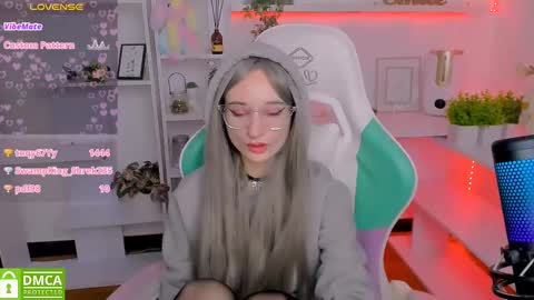 Katia  online show from 02-15-25, 01:05