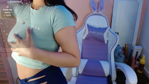 Snapshot of katia_rous_69 chatting on 12-23-25, 09:29 katia online show from 12-23-25, 09:29