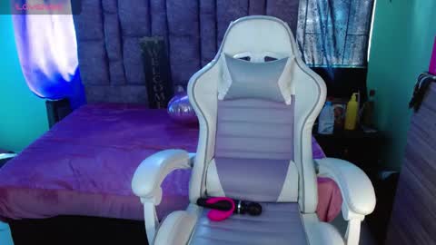 Snapshot of katia_rous_69 chatting on 05-23-26, 06:34 katia online show from 05-23-26, 06:34